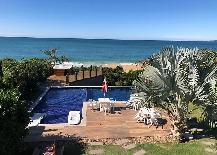 Mansao De Verao Luxuosa Na Praia Do Estaleirinho