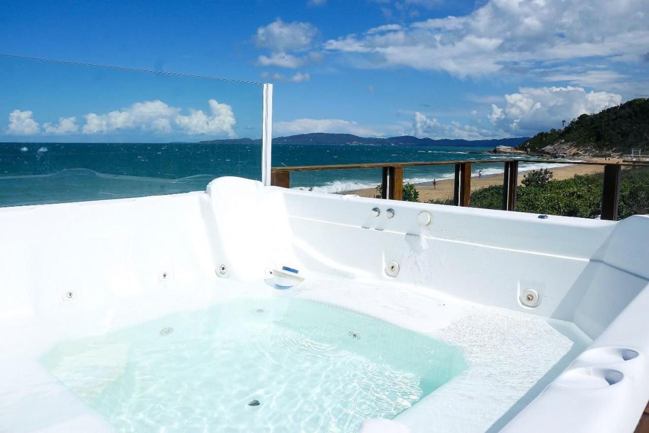 Casa de férias Mansao De Verao Luxuosa Na Do Estaleirinho *